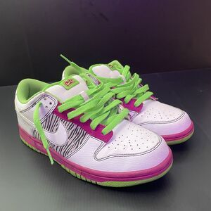 VINTAGE 2008 Nike DUNK LOW 6.0 SE RAVE Size 9 PRE-OWNED 8/10 CONDITION NO BOX